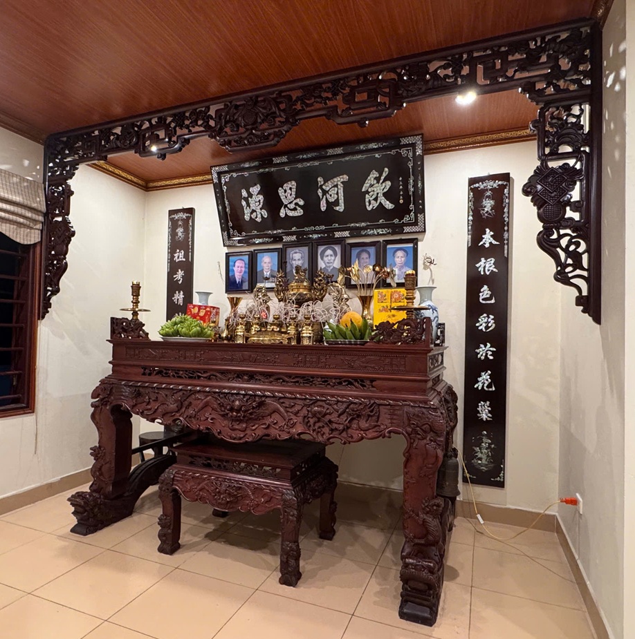 Câu Đối gỗ gụ khảm ốc singapore , chứ đẹp ý nghĩa hay hợp gia cảnh 